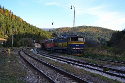 spájanie vlakov v Č. Skale