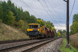 PA 600 na prac. vlaku pred výh. Paludza, 10/2017